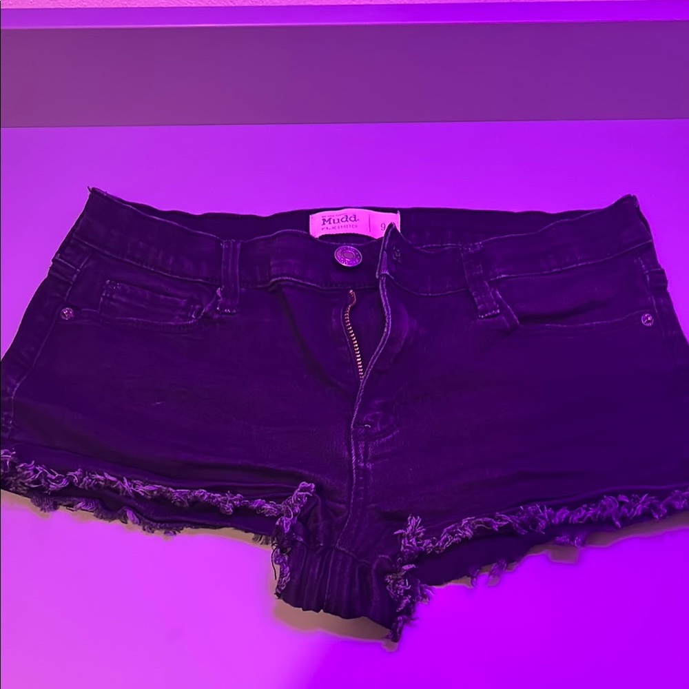 Mudd Black Jean Short-Shorts with Frayed Hem